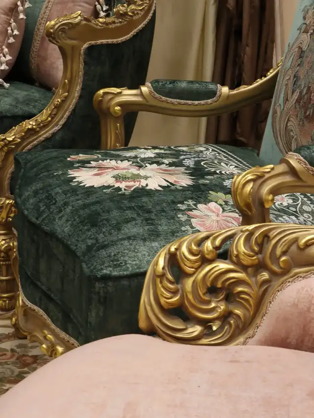 cleopatra chair